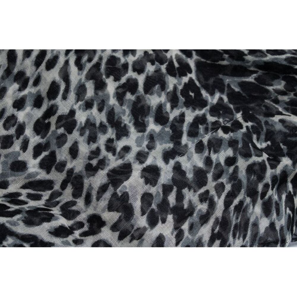 Saint Laurent, leopard printed square scarf - Picture 2 of 4